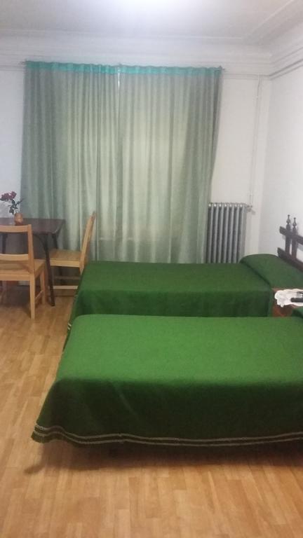 Hostal Madrid Centro Habitación foto